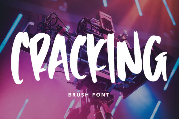 Cracking: A Brushed Urban Font for Editorial Design